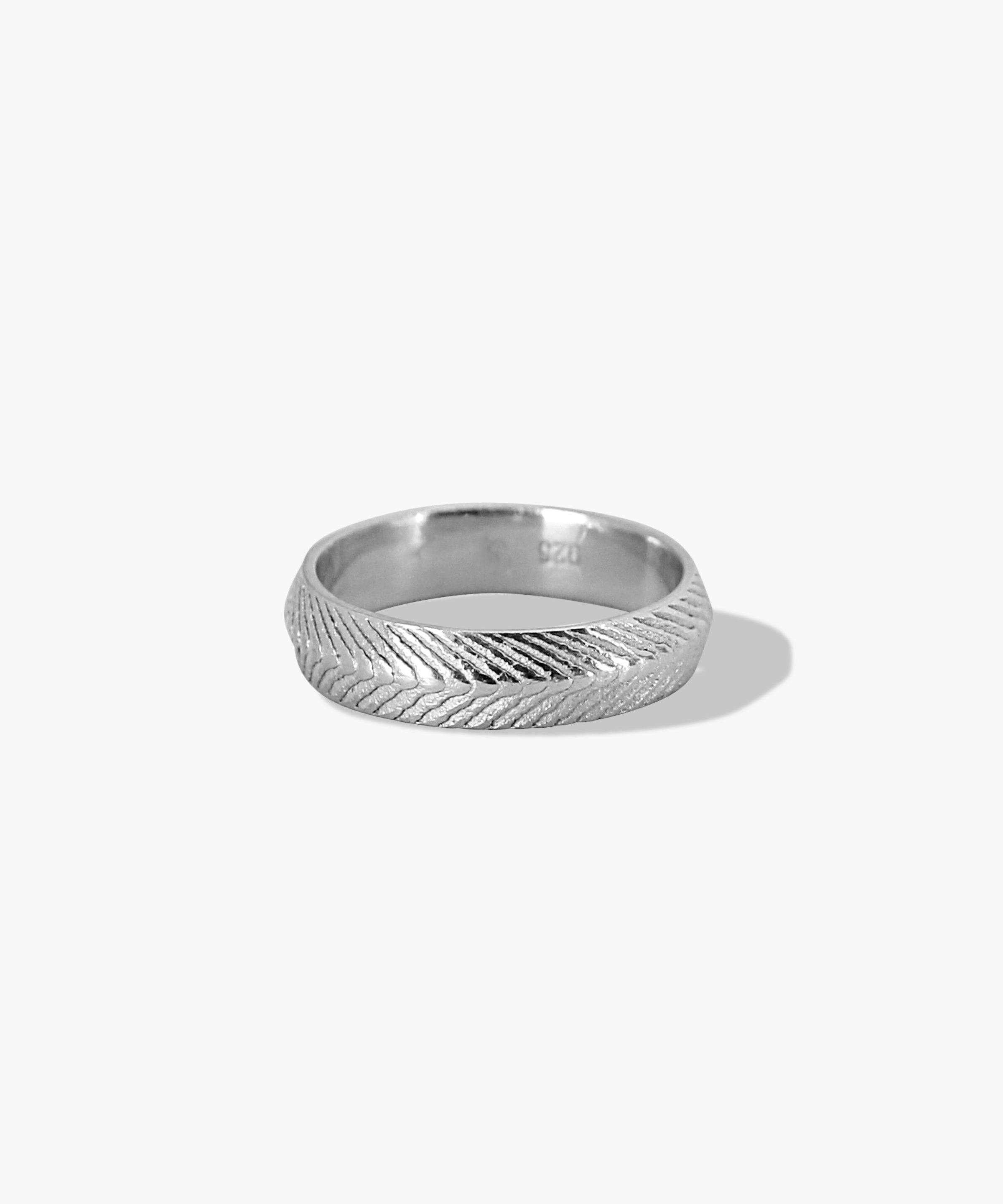 Ikat Thin Ring