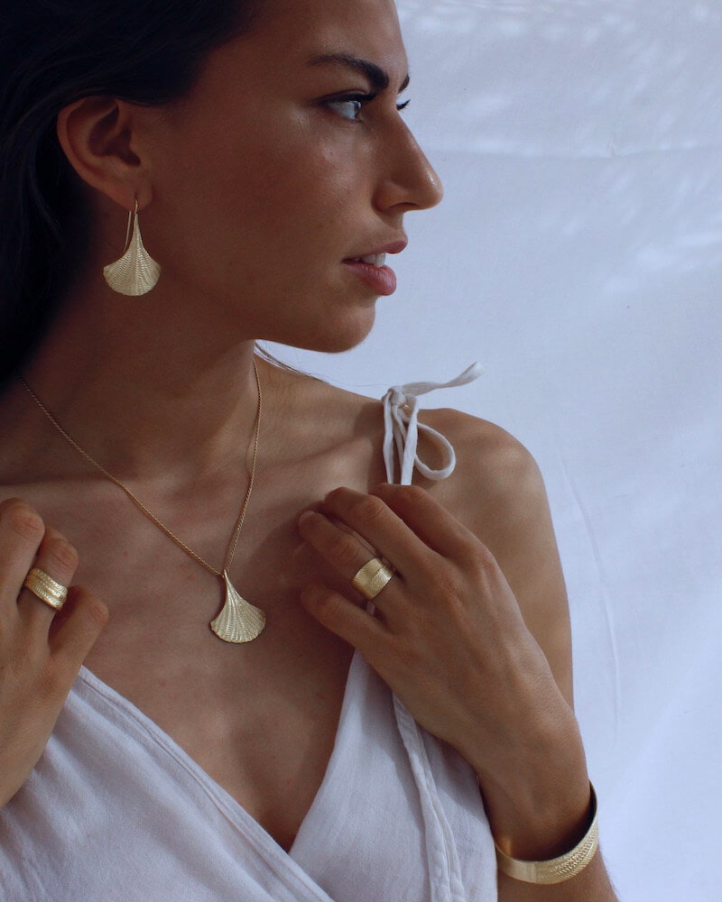 Schmuck, der direkt dem Meer entspringt. Kette und Anhänger aus Gold Vermeil, aus unserer etruskischen Kollektion