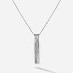 Das rechteckige Kakejiku 掛物 Necklace weckt auf jedenfall Zen Stimmung. Die maritimen Muster sind dabei direkt aus dem Meer entsprungen