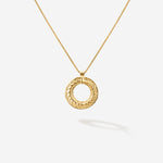 Exklusiver Schmuck aus dem Meer Kranz Anhänger aus Gold Rückseite