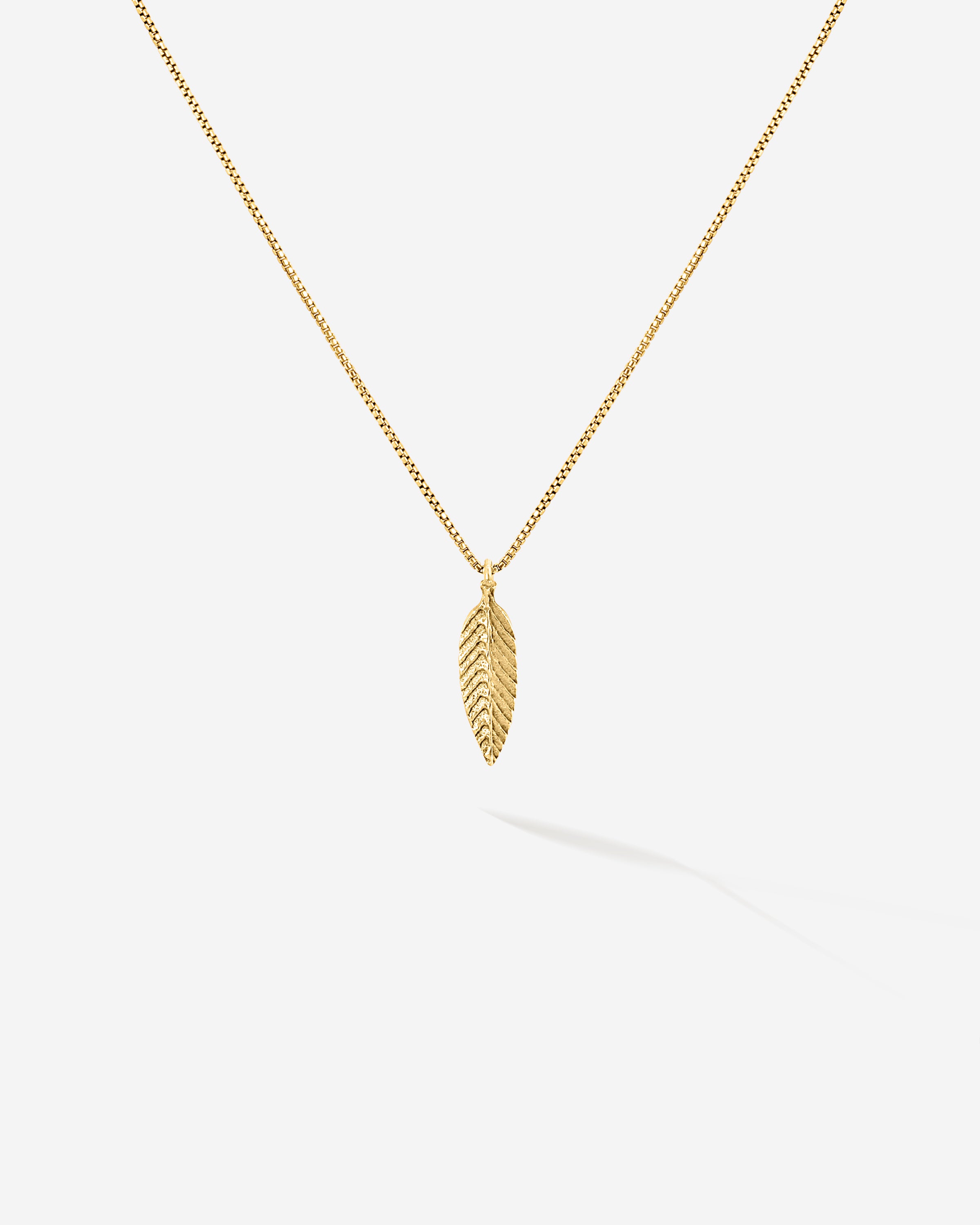 Schmuckanhänger Layering Meeresschmuck kleines Blatt aus Gold