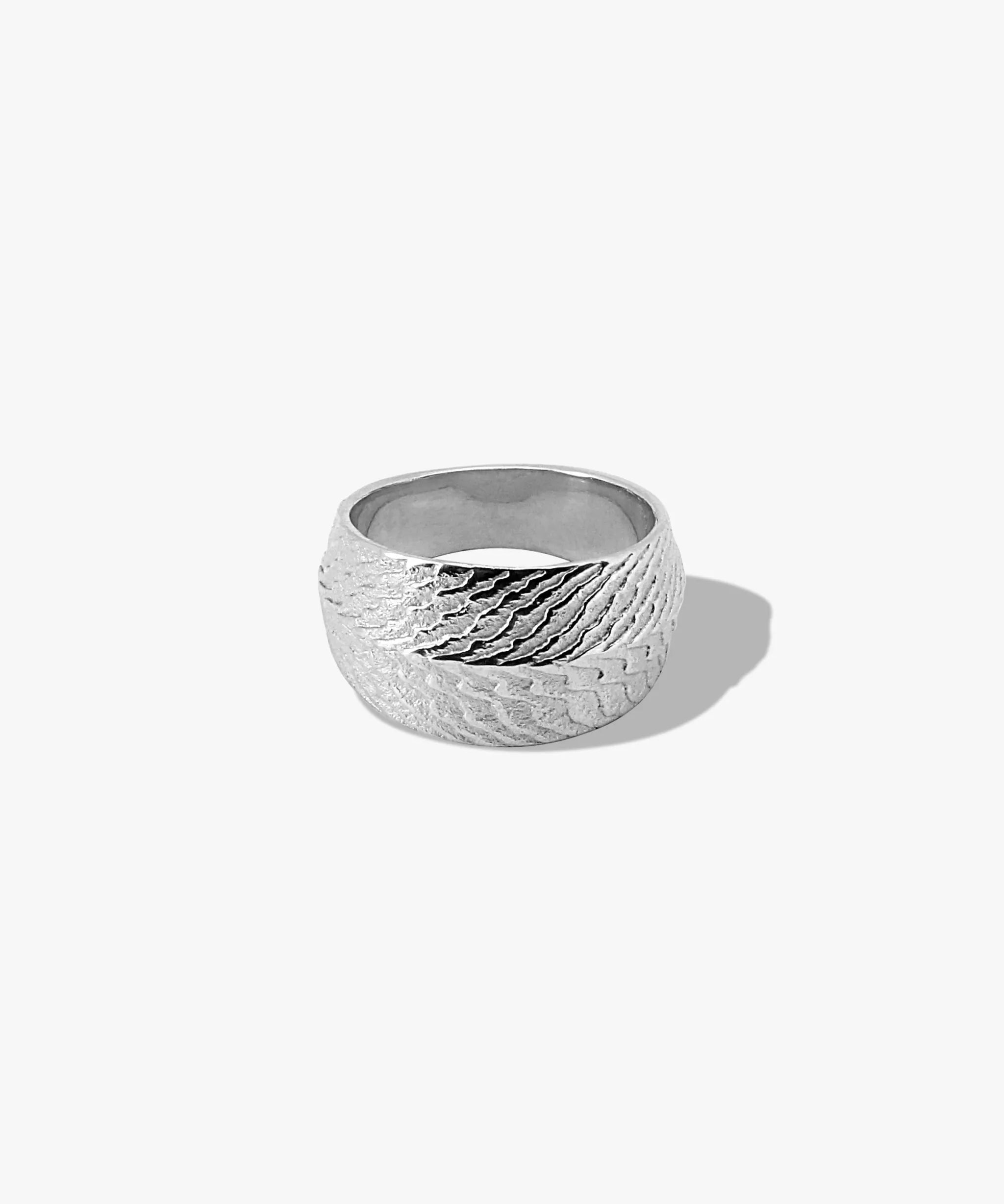 reptilian ring 